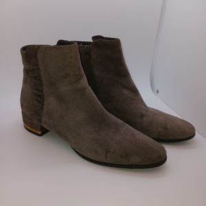 Vaneli Suade Ankle Booties